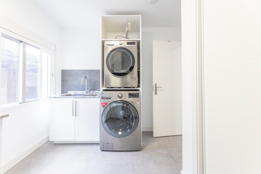 Property 2443 - Image 38